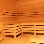 Renerovka 93 بيت ضيافة 3*